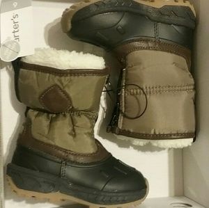 Carter's toddler size 6 boots